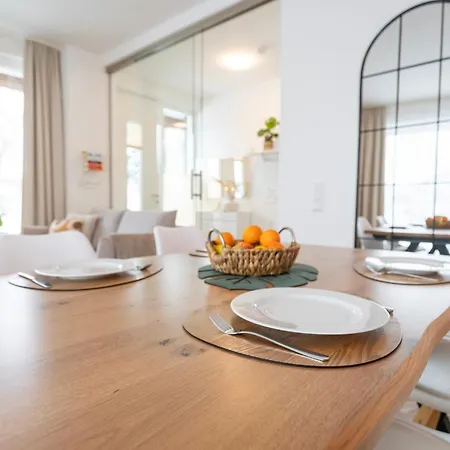 Hello Holidays Residenz - Sturmfrei - Terrasse - Sauna - Parkplatz 公寓 巴德茨维什安