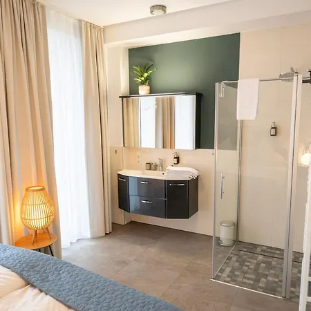 Hello Holidays Residenz - Sturmfrei - Terrasse - Sauna - Parkplatz 公寓 巴德茨维什安