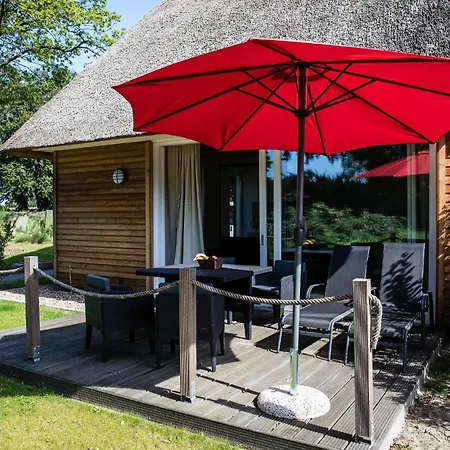 Hello Holidays Residenz - Sturmfrei - Terrasse - Sauna - Parkplatz 公寓 巴德茨维什安