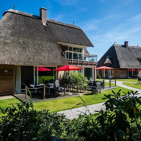 Hello Holidays Residenz - Sturmfrei - Terrasse - Sauna - Parkplatz 巴德茨维什安