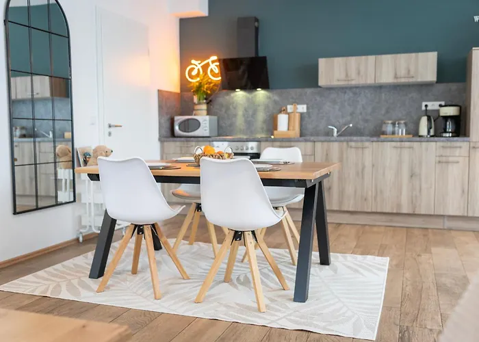 Residenz - Sturmfrei - Terrasse - Sauna - Parkplatz *